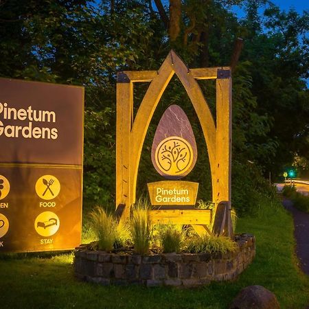Pinetum Gardens Retreats Hotel St Austell Exterior photo